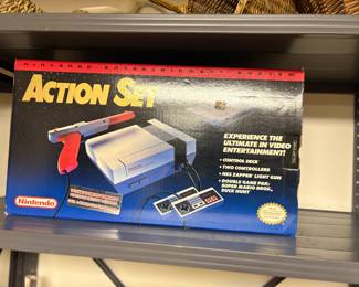 . . . RARE FIND!  Nintendo Entertainment System Action Set in box!