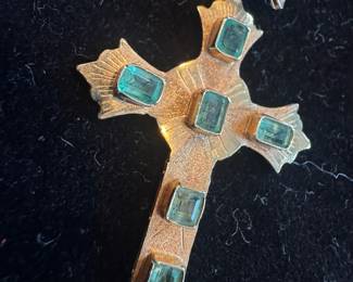 18K Gold & Emerald Cross Pendant