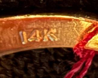 14K Gold & Garnet Ring