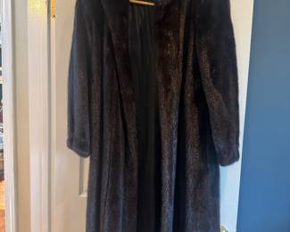 Hopper Fur's St. Louis - Women's Full Length Mink Fur Coat