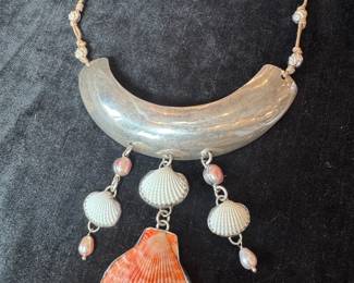 Sterling Silver with Clam Shell & Pearl Accented Necklace
