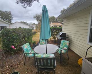 Patio set. $150