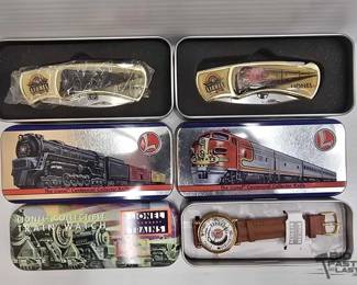 2258  The Lionel Centennial Collectable Knife Set 