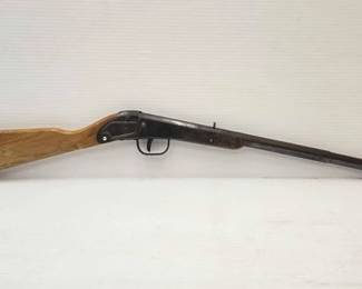 1596  Daisy No. 100 Model 38 Single Shot Air Rifle 