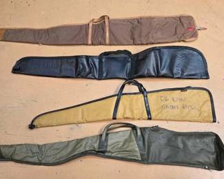 1352  4 Rifle Cases 