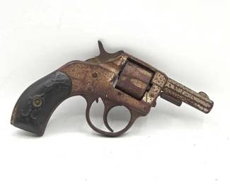552  Harrington  Richardson Young American. 22Rim Double Action Revolver 