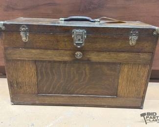 1363  Vintage Wooden Machinist Box 