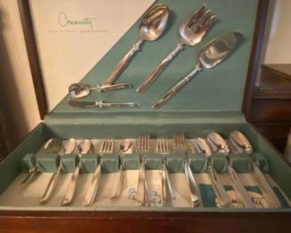 Community The Finest Silverplate Flatware Set  South Seas Pattern in Wooden Case third image