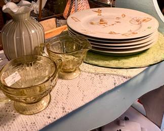 Rose of Sharon Creamer and Sugar, Chicken plates