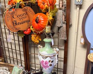 Pumpkin wreath, Vintage Floral Lamp
