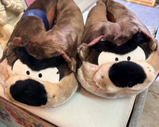 Vintage Tasmanian Devil Slippers