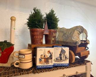 Norman Rockwell Mugs