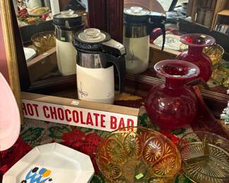 Corelle Coffee Server, Large Mirror