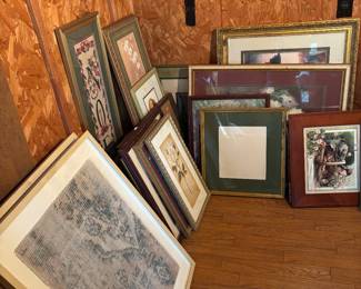 Lots of pictures in many sizes