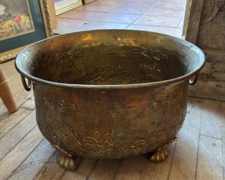 Brass pot