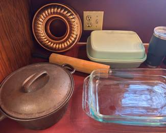 Cast iron top w lid, Tupperware and Pyrex 