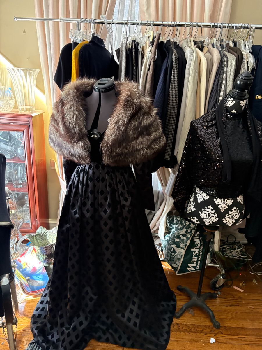 Adell Simpson dress with fox stole