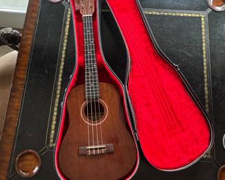 Vega Arthur Godfrey Baritone Ukulele