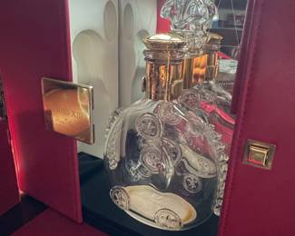 Louis XIII Cognac The Kings Feast Decanter Set  Empty second image