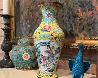 Chinese Enameled Vase 