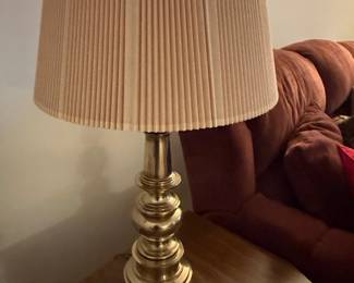 Ethan Allen Heirloom Nutmeg Maple Colonial Early American Coffee and End Table Set