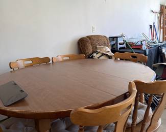 Vintage Tell City Solid Maple Wood Dining Table with 6 Chairs and 2 Leaves
