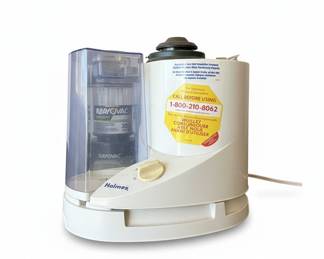 Holmes HM1701 Cool Mist Humidifier