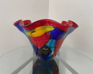 Mario Art Glass Studio – Handmade Ruffle Bowl (9" tall)

