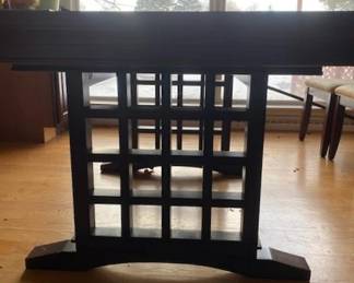 Double pedestal base.