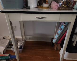 Vintage porcelain top Geer Table 