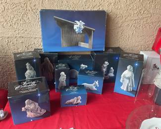 Avon Nativity set
