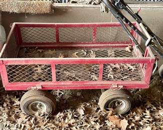 Rubber tire yard cart