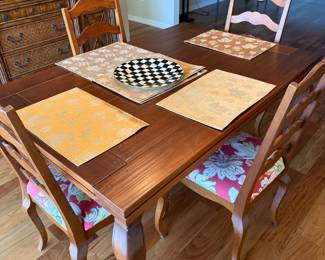 beautiful dining set 