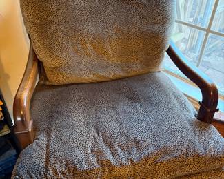 Animal print accent chair 
