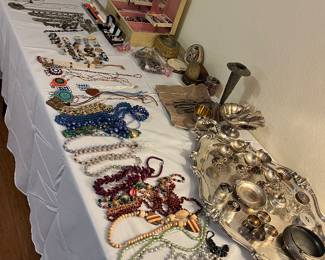 JUST FOUND THIS TABLE OF JEWELRY - WOOHOO!