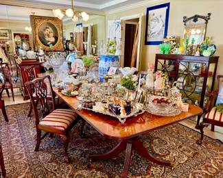 HERE WE GO!  ROOM BY ROOM!  SO MUCH!  AND WE AREN'T EVEN DONE YET!  LOVELY ANTIQUE DUNCAN PHYFE DINING TABLE WITH 2 LEAVES, 6 CHAIRS.   JUST BEAUTIFUL.