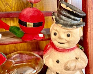 WE MIXED IN VINTAGE CHRISTMAS IN 4 DIFFERENT AREAS!