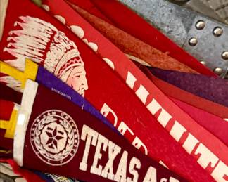 SO MANY VINTAGE FELT PENNANTS INCLUDING TEXAS!