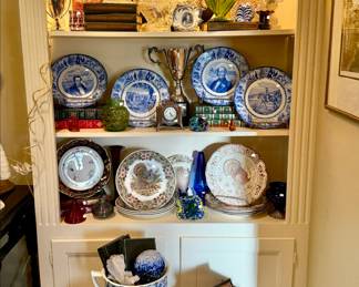 TURKEY PLATES, TEXAS CENTENNIAL CZECH PLATES, AND MORE ART GLASS.