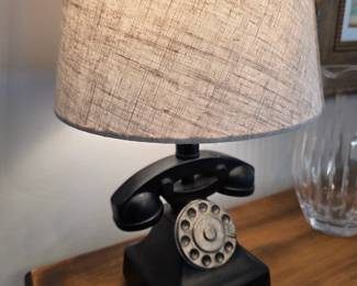 Rotary dial telephone base lamp