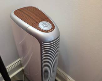 Air purifier 
