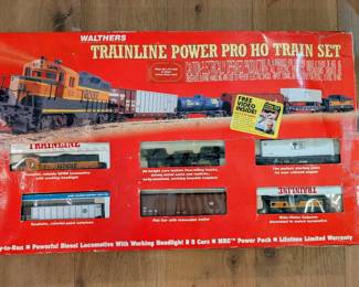 Walters Train line Power Pro Ho Train set, complete, appears never used