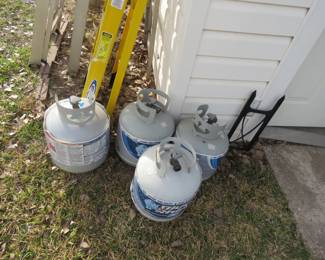 Propane Tanks, 3 empty 1 full