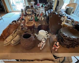 Story teller Native American pottery