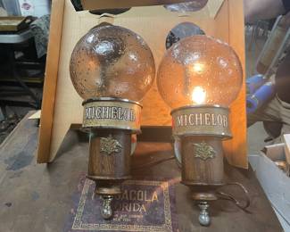 Really nice new in the box from the 70s Michelob coach lights they both work but we only had one plug so we could only plug in one at a time, but I guarantee you they both work