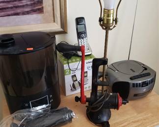 converted sausage grinder into lamp & humidifier