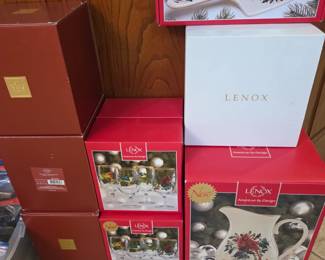 Lenox Holiday dishes
