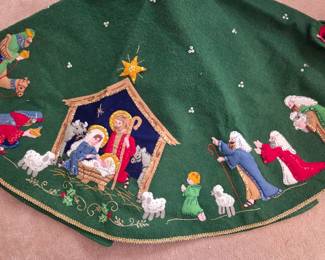 Handmade felt tree skirt