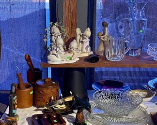 PRECIOUS MOMENTS FIGURINES, MORTAR/PESTLE, CRYSTAL