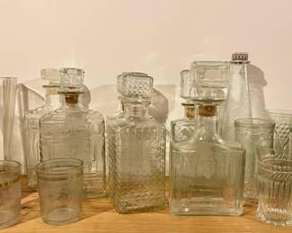 GLASS DECANTERS